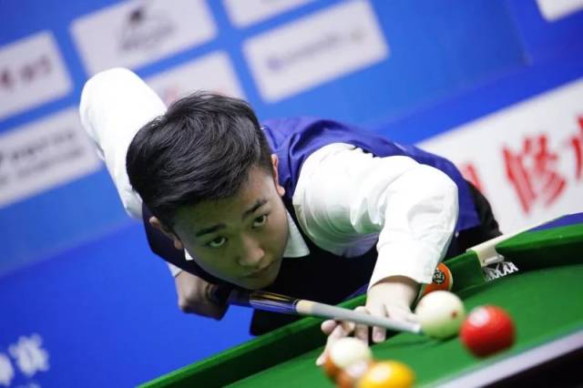 川超凉山队球员飞踹主裁，律师：或面临拘留、罚款和长期禁赛