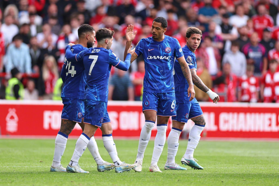 为什么百家乐是一面人性之镜？（百家乐为何成为人性的镜子？）